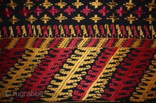 Vintage Phulkari from East (India) Punjab Indai Called As Indigo Black Star Buti,Very Rare Design of Phulkari.Good Condition.(DSC00460)               