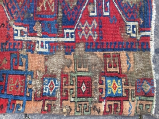 19th century Malatya area yuruk/kurd fragment, fully conserved.
Thick glossy wool in a fantastic range of saturated colours
39in wide by 57in long            