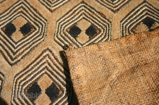 Shoowa raffia velvet square
65cm by 63cm                           