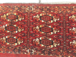 Mid 19th century Tekke torba. An attractive weaving, sadly it had a moth problem in the past, hence now very reasonably priced.
49in by 17in         