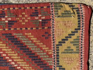 Scanian cushion cover, probably early 20th century
0.67m by 0.50m
Contact gene@heritage-antique-rugs.com for more pics, price etc
WhatsApp +44 (0)7803341863