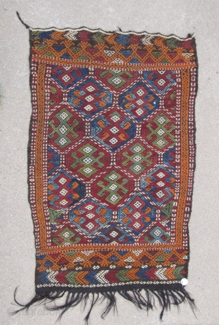 Central Anatolian cupboard cover( Mut / Taurus Mountains)....probably last Quarter 19th .....2'6" x 4' (75 x 120cm ) ......goat hair and wool...unused condition...vegetal dyes....         