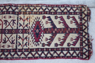 Turkman. Tribe? wool & silk? circa? Fragments. I can provide a video showing all the piece. 
1'1"x 14'
33 cmX 430             