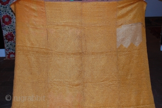 Very Nice Old phulkari Shawl, India, embroidery i sin great condition, but few small stains, very fnie piece               