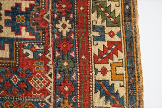 Antique Leshghi Star rug. 3'1" x 5'5" or 94 x 165cm. Please contact me at: Steven.malloch@gmail.com or gerrerugs@gmail.com               