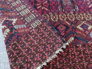 Beautiful 19th century Tekke Turkmen ensi. 4'8" x 5'5" or 165 x 142cm. Striking light blue and the pinkish red is cochineal based on color and it being the only 6ply wool.

Good  ...