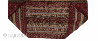 Early 1900s Burmese Hakachin silk tube skirt. Beautiful tight embroidery on this silk textile. 39'' x 27'' (99 x 69 cm)            