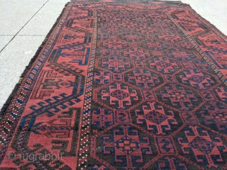 Antique Baluch rug with original kilim ends and sides. 3'2" x 6'6" or 97 x 198cm. Great pile and no holes. Wonderful piece with solid natural dyes. Sides could use rewrapped in  ...