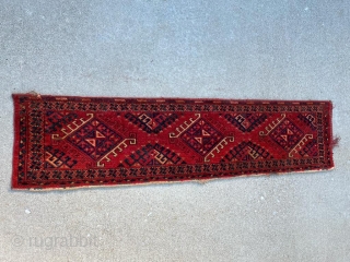 Nice old Ersari torba with the dyranak gul. 1'5" x 5'8".                      