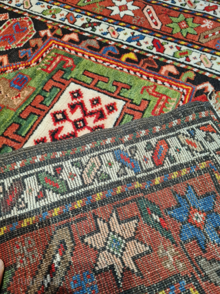 ANTIQUE GARABAGH IN PERFECT CONDITION SIZE 350X93 CM                         