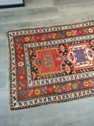 ANTIQUE GARABAGH IN PERFECT CONDITION SIZE 350X93 CM                         