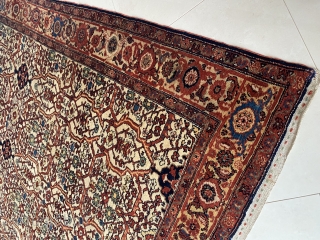 Mishan Malayer in excellent condition, size 200x140. 1900 ca.                        