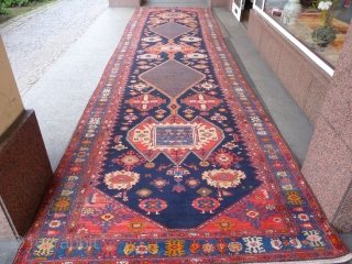 Zarand antique from Iran, 19th century +150 yrs. old.
Top original condition with no Restauration areas.

Size: 7.48 x 1.96m (24.54 x 6.43 ft.)           