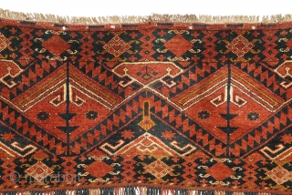 Ersari Torba / Trapping

Antique Ersari torba or trapping, late 19th century. The field contains the "Abrov" pattern, a design in the ikat style influenced by Beshiri type weavings. Wool on wool foundation,  ...