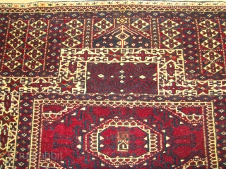Rare, Early 20thCentury Turkmen Salyr/Salor "Namazlyk". Wool on Wool. 121cm x 93cm.
Near Excellent condition.                   