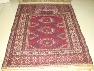 Rare, Early 20thCentury Turkmen Salyr/Salor "Namazlyk". Wool on Wool. 121cm x 93cm.
Near Excellent condition.                   