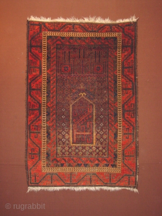 1880 fine baluch prayer rug, some corosion, great natural colors, original kelimendings and original fine selvedges, no repairs
93x140cm
3.1x4.7ft               