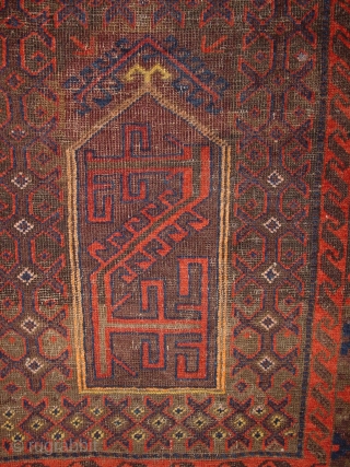 1880 fine baluch prayer rug, some corosion, great natural colors, original kelimendings and original fine selvedges, no repairs
93x140cm
3.1x4.7ft               