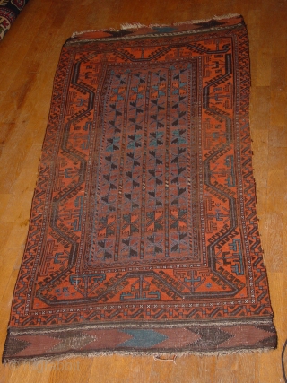 wonderful drawing, great sized baluch tentrug 1880, three very tiny holes, wonderful detail, great natural colors, the width of headends differ 3 inch, no stains
flat laying
104(95)x 193cm
3.5(3.2)x6.4ft      