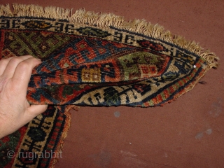 wonderful very fine antique jaff kurdish bagface, great superbe natural colors, original selvedges, some minor headendloss, no repairs, no stains, no tears, silky feeling wool

length 20% more than width, 

50x62cm
1.7x2.1ft incl fringes
NOT  ...