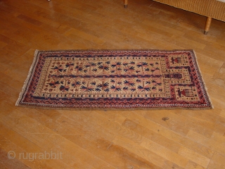 wonderful antique baluch prayer rug  , is has some small several repairs, due to old local mothbite, no stains, headends secured, flat lying
66x131cm
2.2x4.4ft         