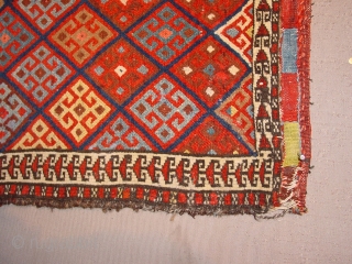 wonderful jaff? Kurdish? antique bagface, some small irregularities, clean, no stains, no holes

53x63cm
1.8x2.1ft                    