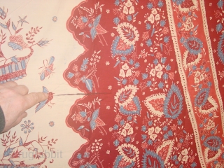 wonderful antique sarong, kain pangang, batik belanda tulis, indonesia, small tear (12cm, 0.4ft), a few pinpint holes, small corner repair, no stains, clean, wonerful top quality fabric, from 1920

196x105cm
6.5x3.5ft    