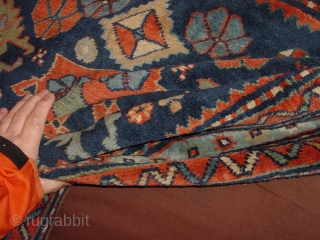 wonderful antique caucasian derbend rug , great pile, silky soft wool, wonderful natural colors, headends secured, all wool, no stains, no repairs, flat laying

115x155cm

3.8x5.2ft         