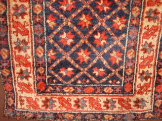 wonderful 1870 antique caucasian bagface, all great natural colors, no repairs, no stains, 
55x60 cm
1.8x2ft                  