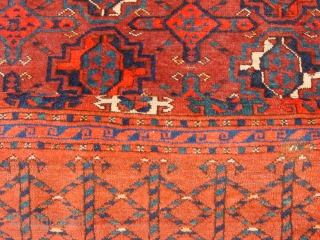 wonderful antique 1880? turkoman ersari chuwal, three small repairs, see photos, wonderful natural colors, fairly great pile, great natural colors, black, blue , green, red, etc no stains, wonderful soft silky wool
140x94cm
4.7x3.1ft 