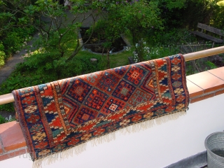 wonderful large 1880 jaff kurdish bagface 

great natural colors, all ends secured, clean
one tiny professional headends repairs

62x100cm
2.1x3.3ft without the fringes             