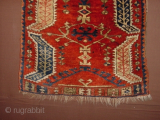 central anatolian ca 1880 full pile, konya. yastic, 63x99cm at its widest,  2.1x3.3ft , no repairs
                