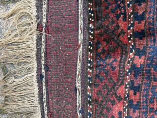 Gorgeous antique baluch rug, in good condition, original selvedges and headends , no repairs, no damages, clean
152x101cm
5.1x3.4ft