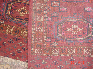 Gorgeous antique turkoman tekke chuwal with great use of silkknots, one very tiny corner repair, good pile, no stains, original selvedges , headends secured

118x79cm  3.9x2.6ft       