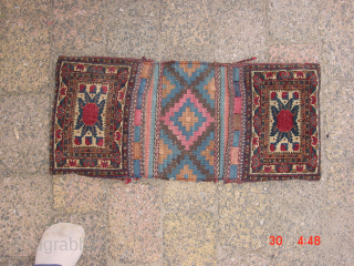 wonderful antique 1890 khordjin doublebags afshar is superbe condition
all natural colors
30x68cm
1x2.3ft                      