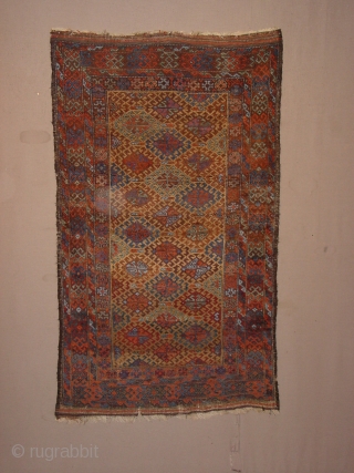 99x171cm
3.3x5.7ft
In wonderful Original condition,
east anatolian? or baluch.
no repairs!!! Original kelim beards!! and wonderful natural colors                  