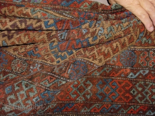 99x171cm
3.3x5.7ft
In wonderful Original condition,
east anatolian? or baluch.
no repairs!!! Original kelim beards!! and wonderful natural colors                  