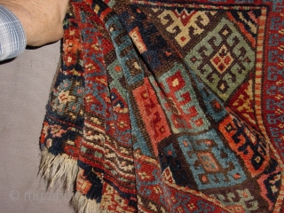 fabulous colors!@!! all natural great silky wool, jaff kurdish large bagface, 
headends secured, the lowercorners have two repairs, some low pile, 
112x74cm
3.7x2.5ft           