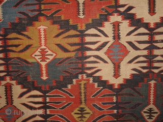 wonderful 1880 ANTIQUE KUBA CAUCASIAN KILIM FLATWEAVE wonderful natural colors, some small tiny damages, no stains, great size
173 x 325cm

5.8x10.8ft             