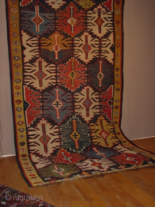 wonderful 1880 ANTIQUE KUBA CAUCASIAN KILIM FLATWEAVE wonderful natural colors, some small tiny damages, no stains, great size
173 x 325cm

5.8x10.8ft             