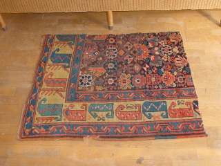 fabulous 1850 saudj b. large rugfragment, 
clean
87x105cm
2.9x3.5ft                          