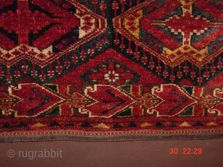 fabulous antique beshir? amu daria? from before 1900, great all natural colors, great pile, no repairs

130x47cm
4.3x1.6ft                 