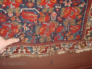 wonderful fine, antique 1880 kamseh, square small rug, some old mothbite, a few less than fingertip holes, no stains, superbe all natural colors

87x87cm
2.9x2.9ft          