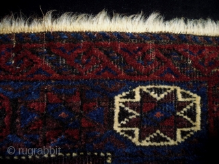 Belouch Bagface
Size: 61x58cm (2.0x1.9ft)
Natural colors, there is silk                         