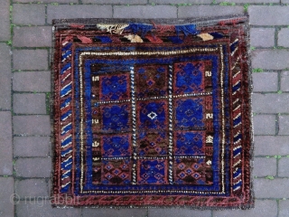 Baluch Bagface
Size: 64x57cm (2.1x1.9ft)
                             