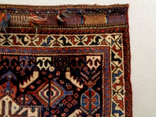 19th Century Fine Kamseh Bagface
Size: 73x71cm (2.4x2.4ft)
Natural colors                         