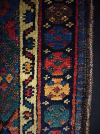 1880 Jaf
Size: 100x79cm (3.3x2.6ft)
Natural colors, super wool quality, oxidation, very good condition, no repairs                   