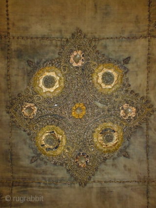 1880 Ottoman Textile
Size: 110x112cm (3.7x2.7ft)
Gold thread                           