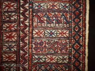 Soumakh luri bakhtiari Bagface
Size: 59x57cm (2.0x1.9ft)
Natural colors, made in circa 1910/20, it is used to be hanged up               