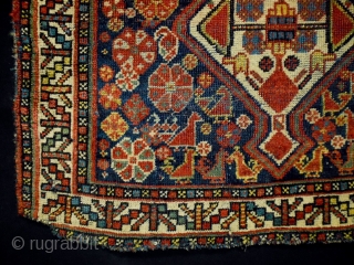 Qasqhay Bagface
Size: 69x57cm (2.3x1.9ft)
Natural colors, there are some holes                        